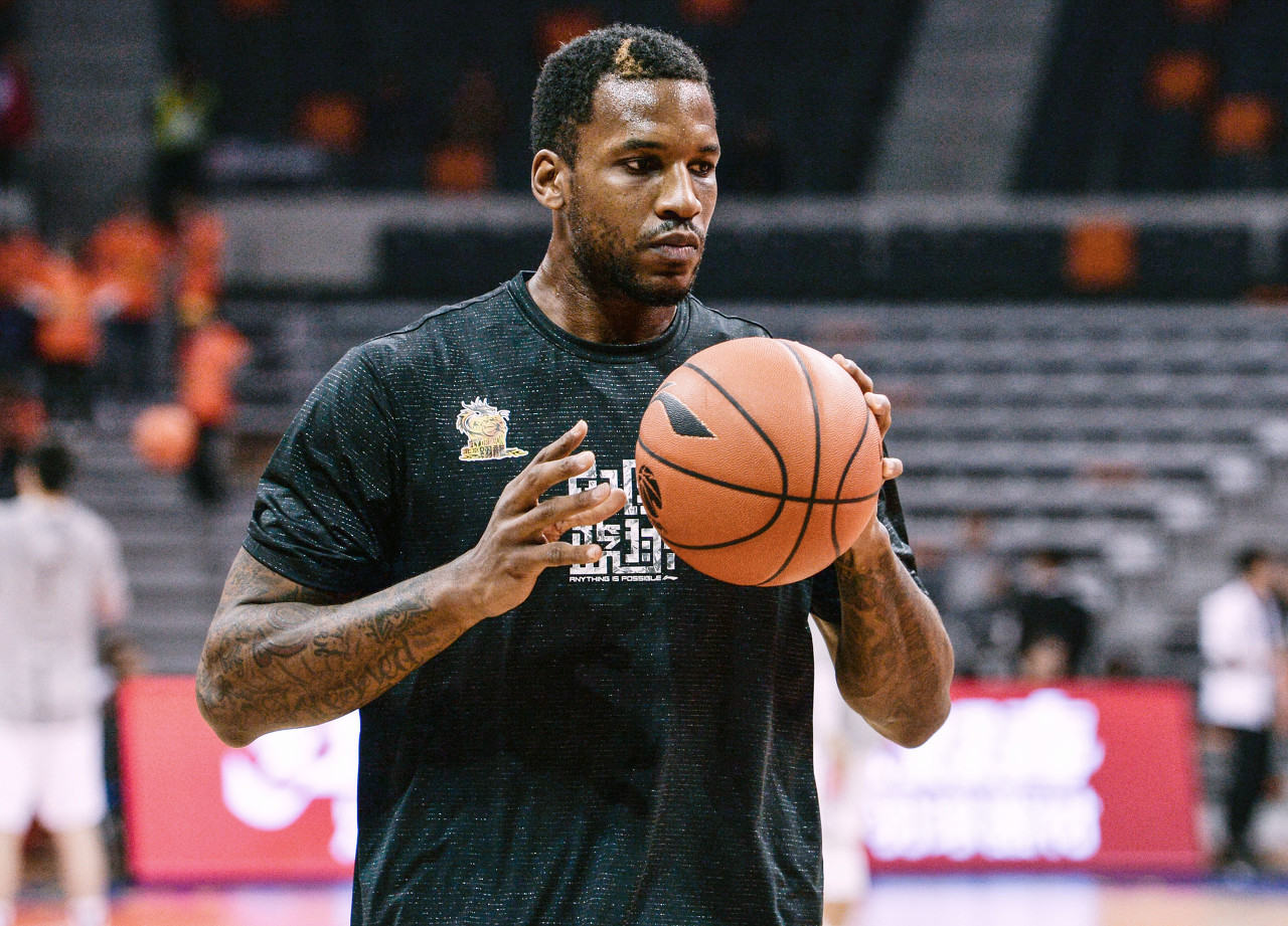 尾杀入前列 尾杀入前列