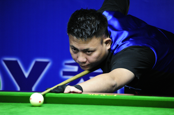 上布满了高 上布满了高