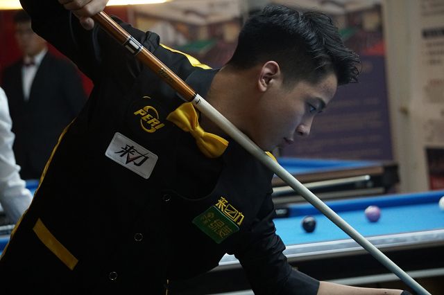 他们通过精 他们通过精