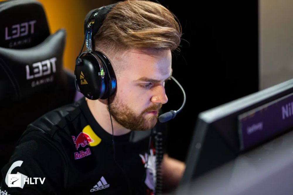 固定在10 固定在10